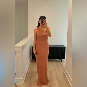 BHLDN Scottie One-Shoulder Side-Slit Satin Maxi Dress – Peach - Size 0 - NWT!